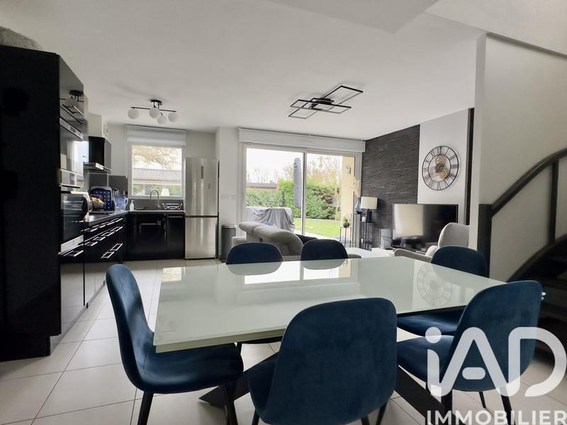 Maison - 100 m² - 5 pièces