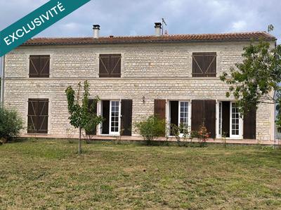 Maison - 223 m² - 8 pièces