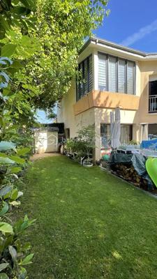 Maison traditionnelle - 105 m² - 5 pièces