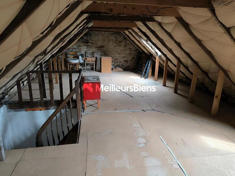 Maison en pierre - 85 m² - 4 pièces