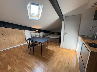 Studio - 25 m² - 1 pièce