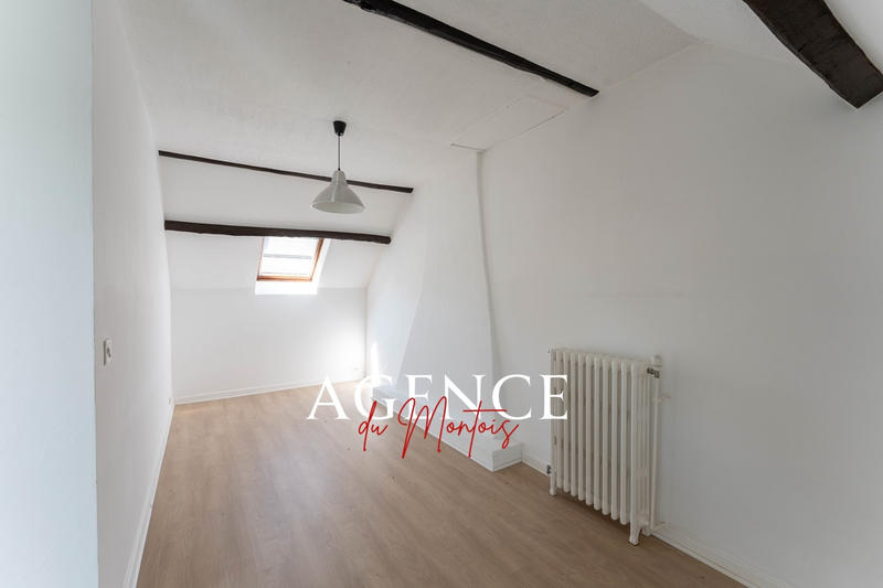 Maison - 175 m² - 6 pièces