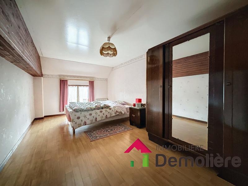 Maison - 202 m² - 6 pièces