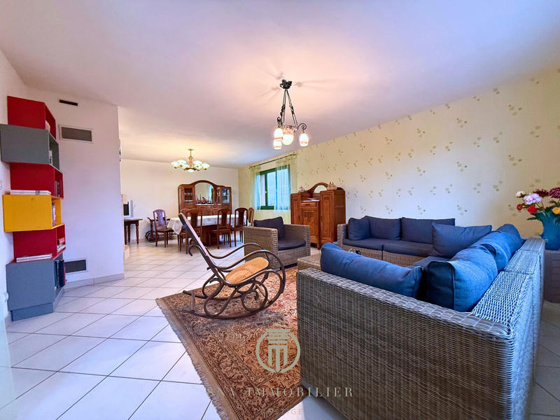 Maison - 140 m² - 5 pièces