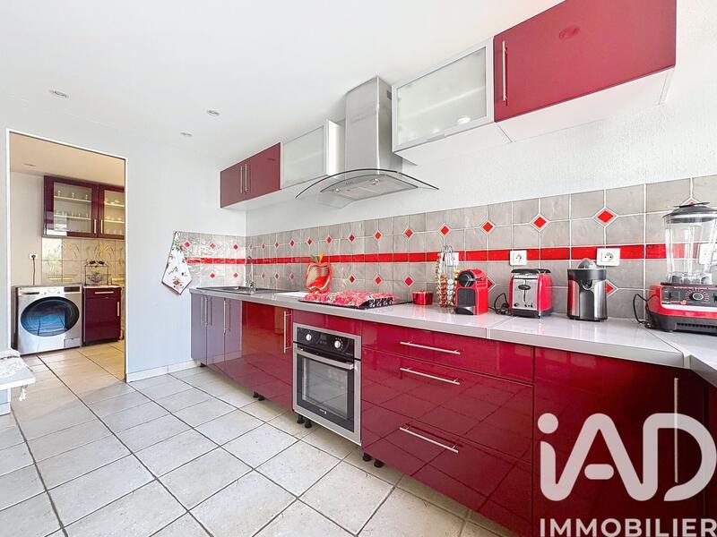 Maison - 117 m² - 5 pièces