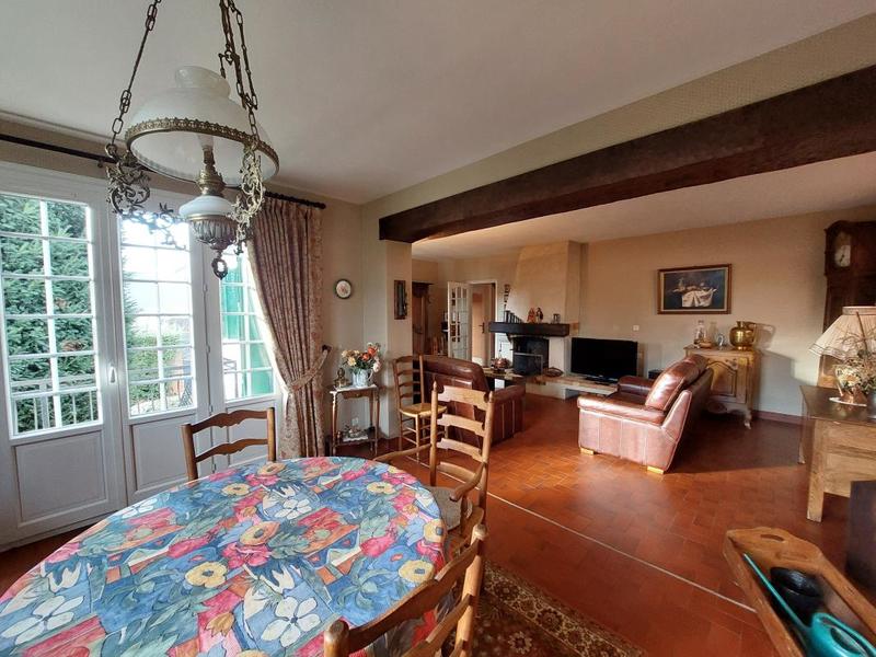 Maison - 120 m² - 7 pièces