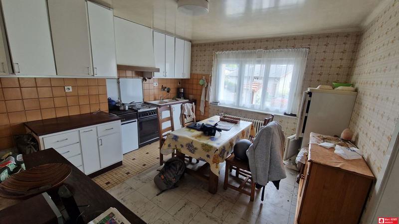 Maison traditionnelle - 120 m² - 6 pièces