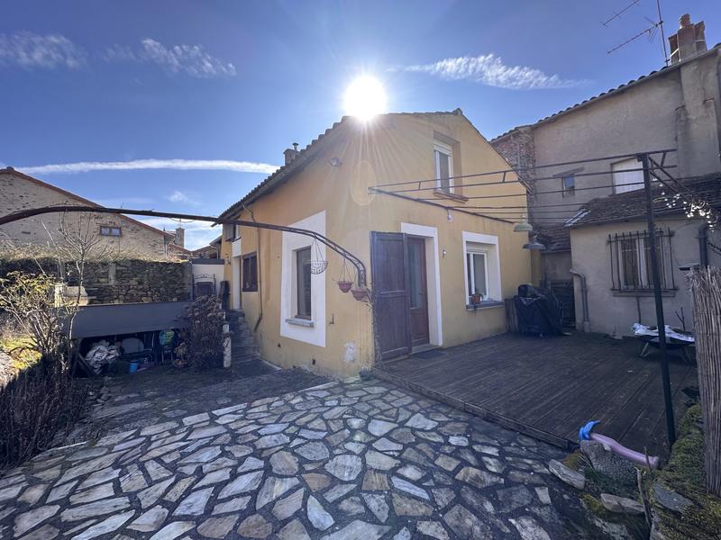 Maison traditionnelle - 102 m² - 4 pièces