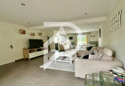 Maison - 115 m² - 5 pièces