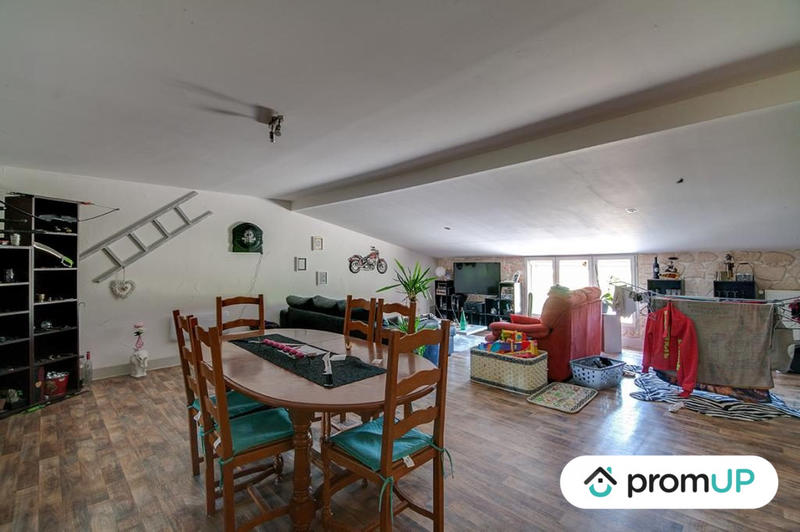 Immeuble - 1 023 m²