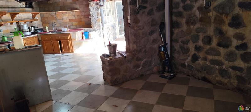 Villa - 241 m² - 5 pièces