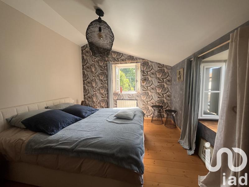 Maison - 167 m² - 10 pièces