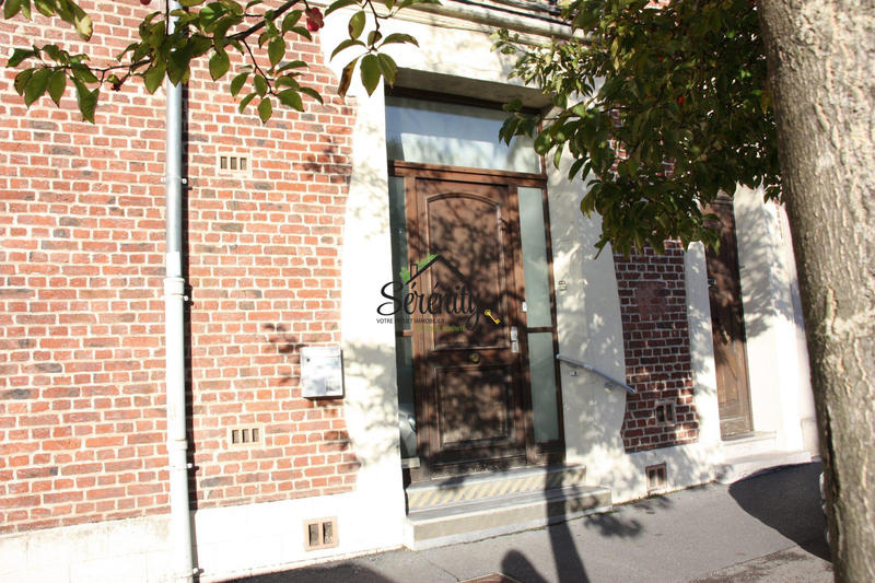 Appartement - 90 m² - 5 pièces