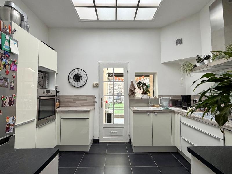 Maison - 85 m² - 4 pièces