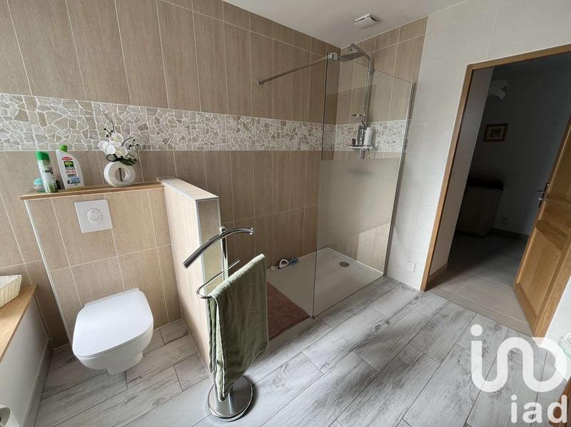 Maison - 310 m² - 8 pièces