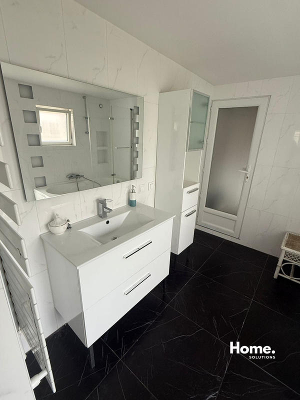 Maison ancienne - 180 m² - 8 pièces