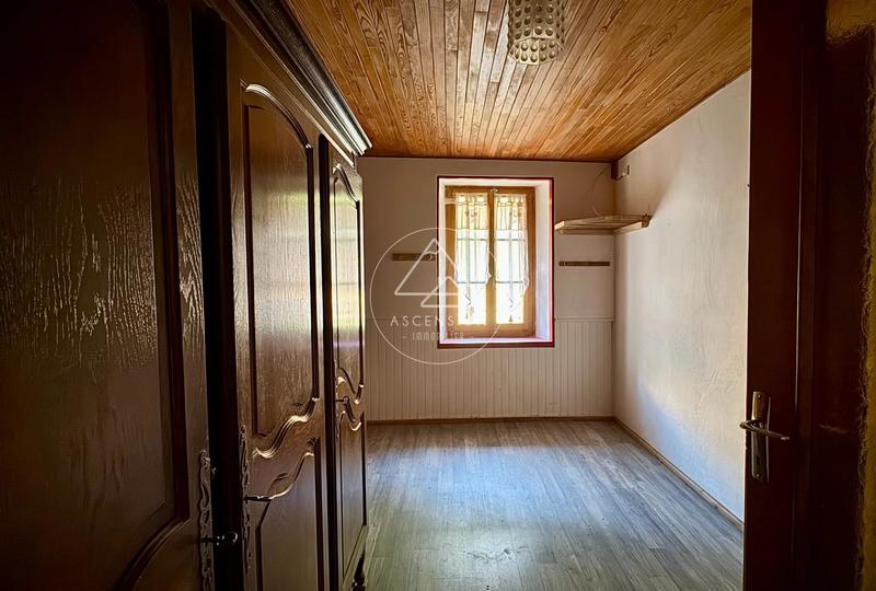 Châlet - 220 m² - 7 pièces