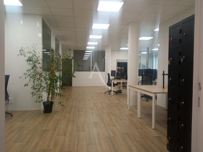 Local commercial - 191 m² - 7 pièces