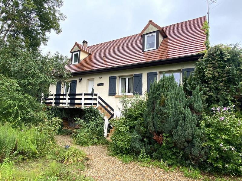 Maison ancienne - 142 m² - 8 pièces