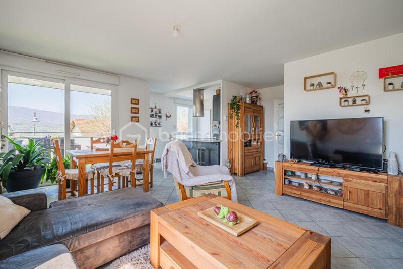 Appartement - 83 m² - 4 pièces