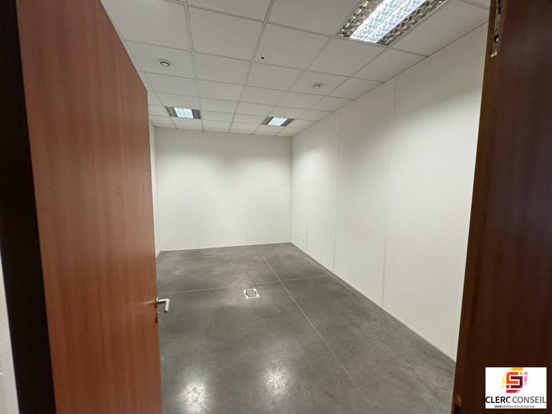 Local d'activités - 435 m²