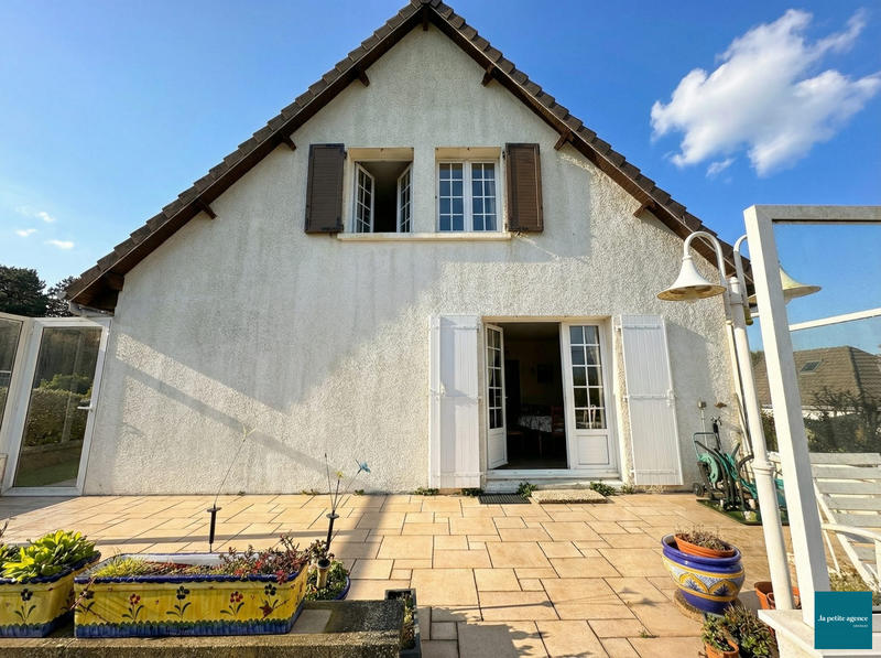 Maison - 148 m² - 8 pièces