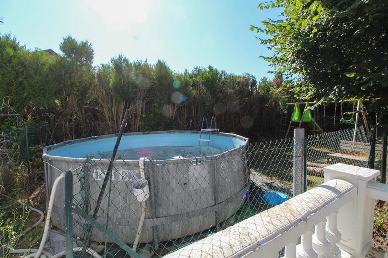 Maison - 251 m² - 12 pièces