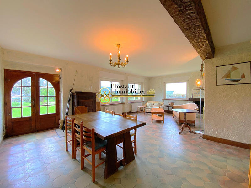 Maison - 167 m² - 8 pièces