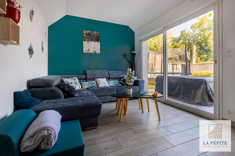 Maison - 195 m² - 7 pièces