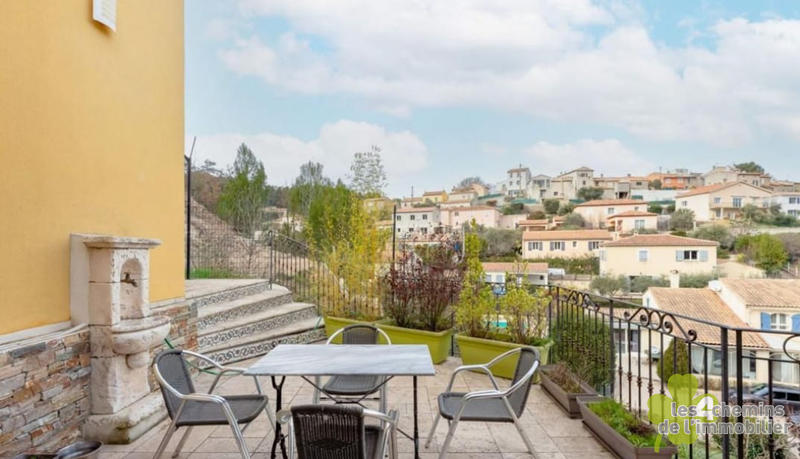 Villa - 180 m² - 6 pièces