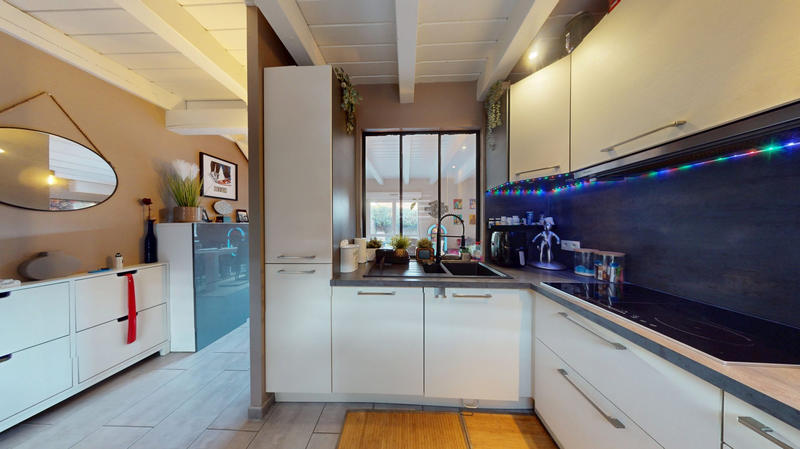 Appartement - 84 m² - 4 pièces