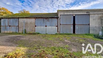 Maison - 350 m² - 2 pièces