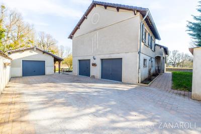 Maison - 137 m² - 5 pièces