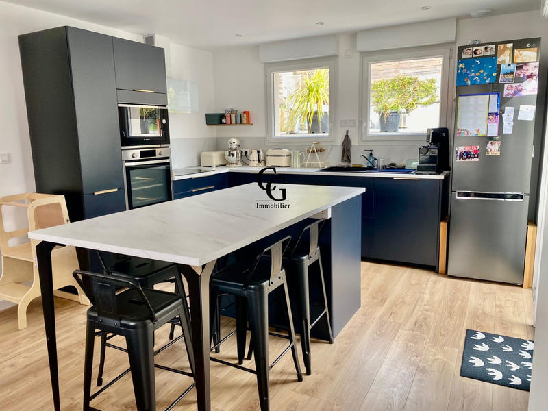 Maison - 143 m² - 5 pièces