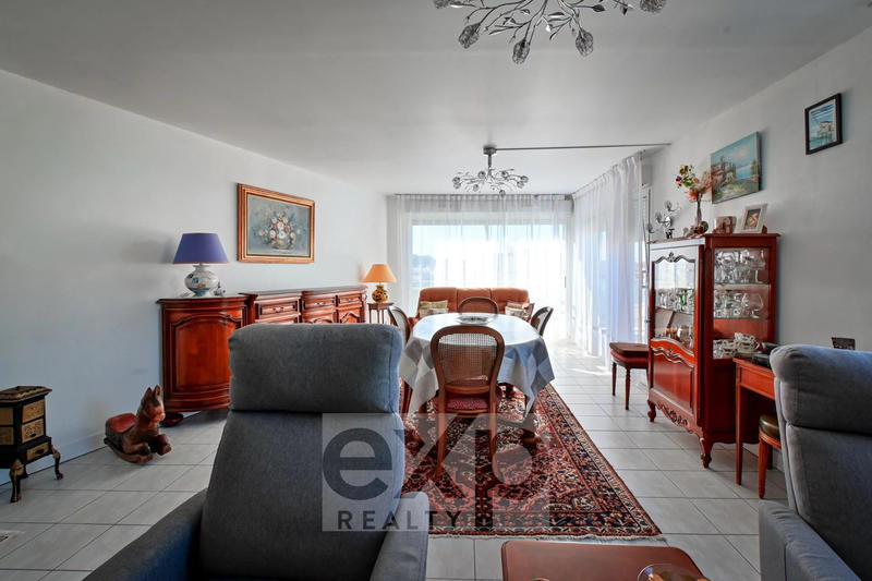 Appartement - 85 m² - 3 pièces