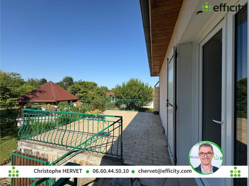 Maison - 263 m² - 8 pièces