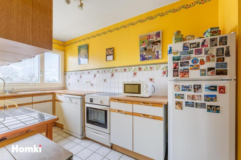 Appartement - 100 m² - 5 pièces