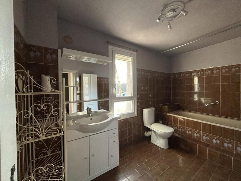 Maison - 140 m² - 6 pièces