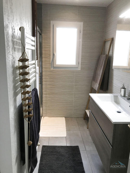 Villa - 120 m² - 5 pièces