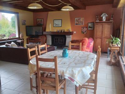 Maison - 101 m² - 5 pièces