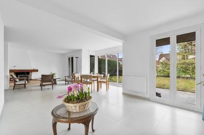 Maison - 141 m² - 7 pièces