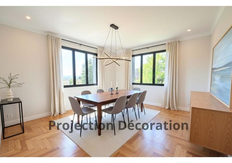 Maison - 219 m² - 7 pièces