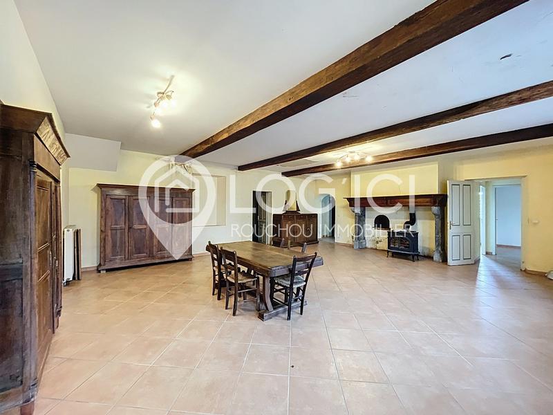 Maison - 208 m² - 7 pièces