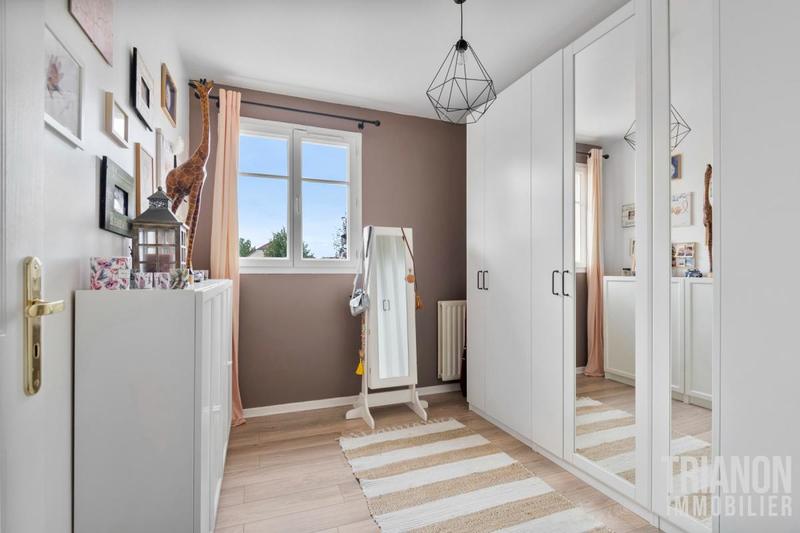 Maison - 141 m² - 7 pièces