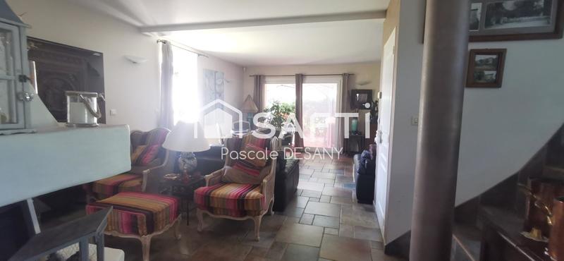 Maison - 206 m² - 8 pièces