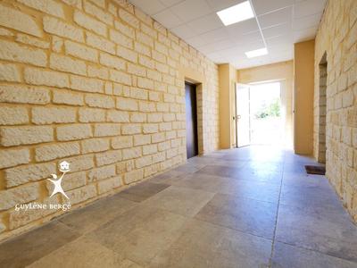 Appartement - 82 m² - 3 pièces