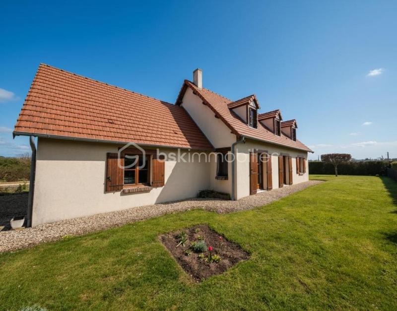 Maison traditionnelle - 120 m² - 6 pièces