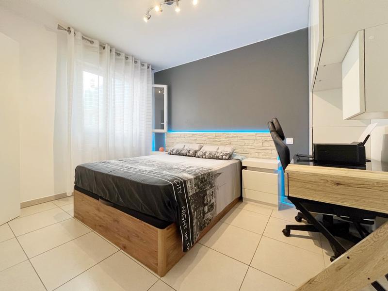 Appartement - 79 m² - 4 pièces