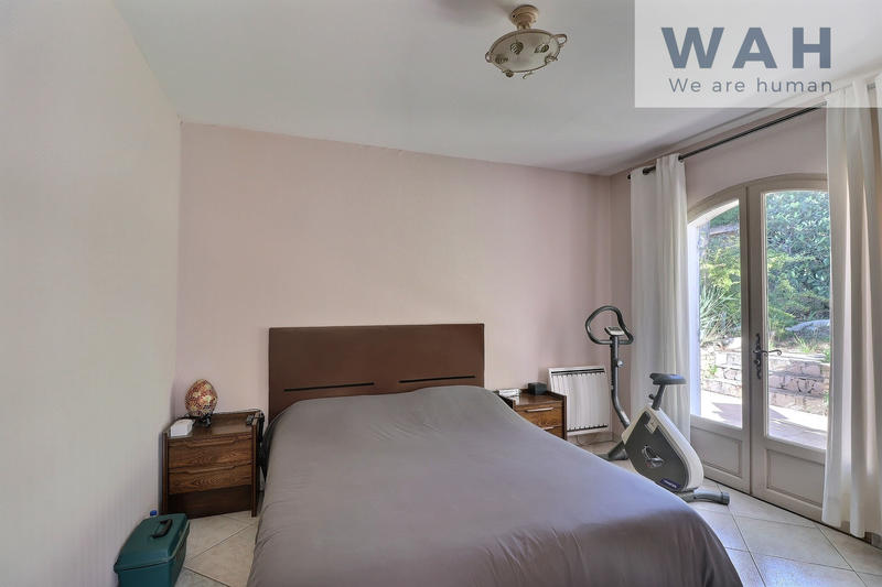 Villa - 210 m² - 7 pièces