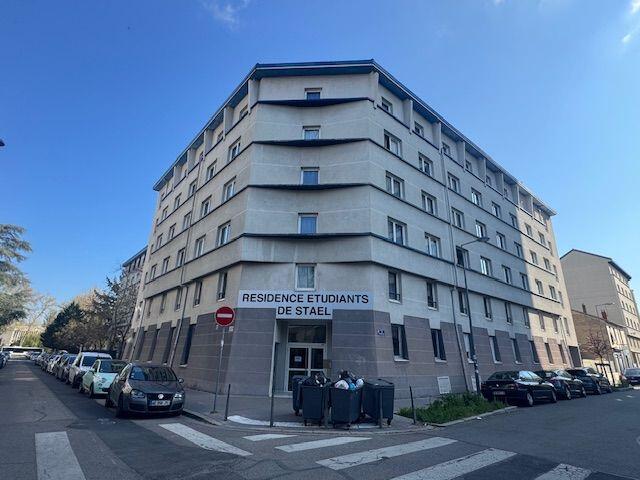 Studio - 17 m² - 1 pièce